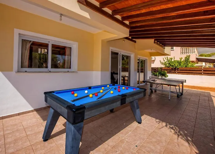 Willa Semeli By Peja