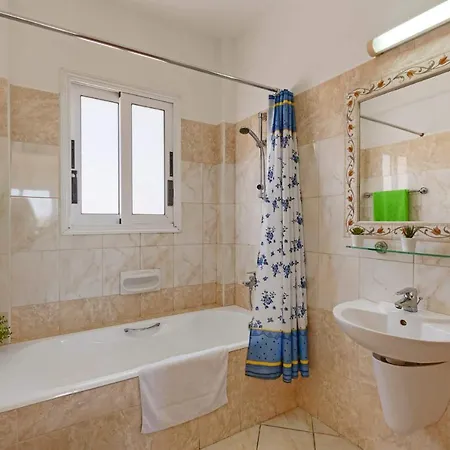 Vilă Semeli By Peyia